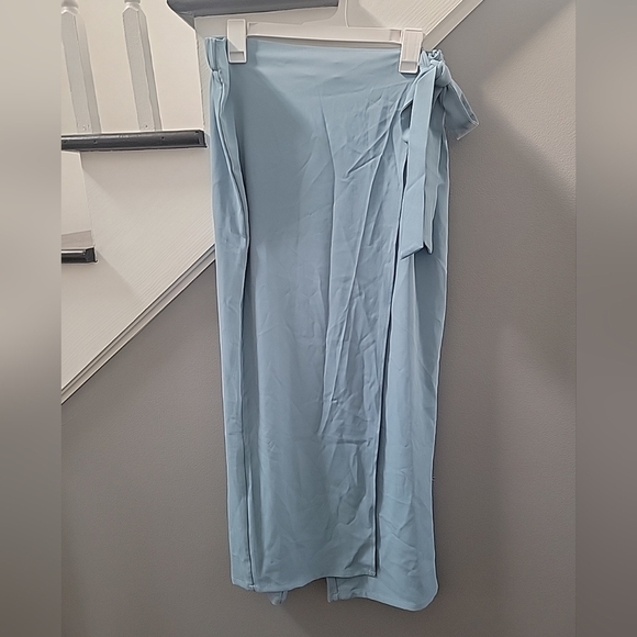 NEW Halara Blue High Waist Tie Side Zip Wide Leg Work Pants Size XL Petite - Picture 2 of 5